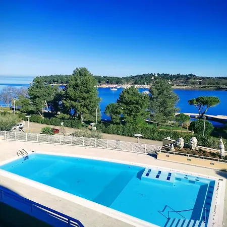 Apartments Residence By Tourist 3* Porec