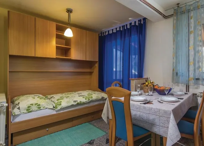 Apartments Residence By Tourist Poreč